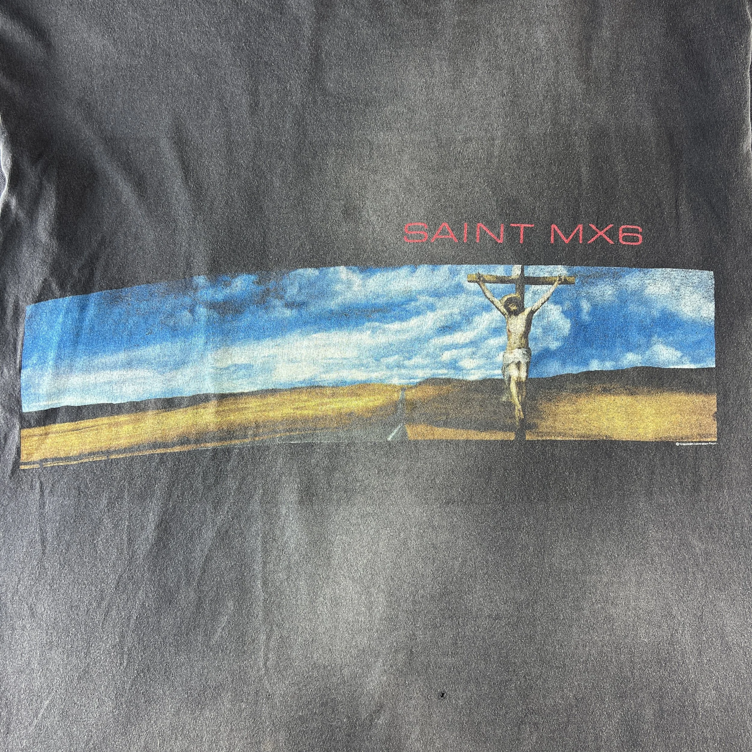 マミ MARKED: Saint Michael x Hajime Sorayama Robot Girl T-Shirt